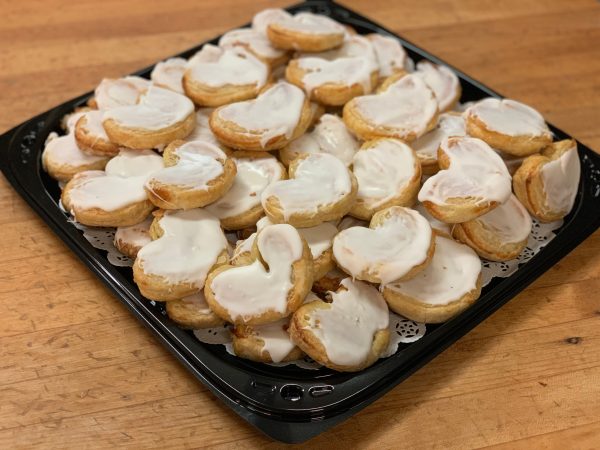 Mini Pastry Heart Platter